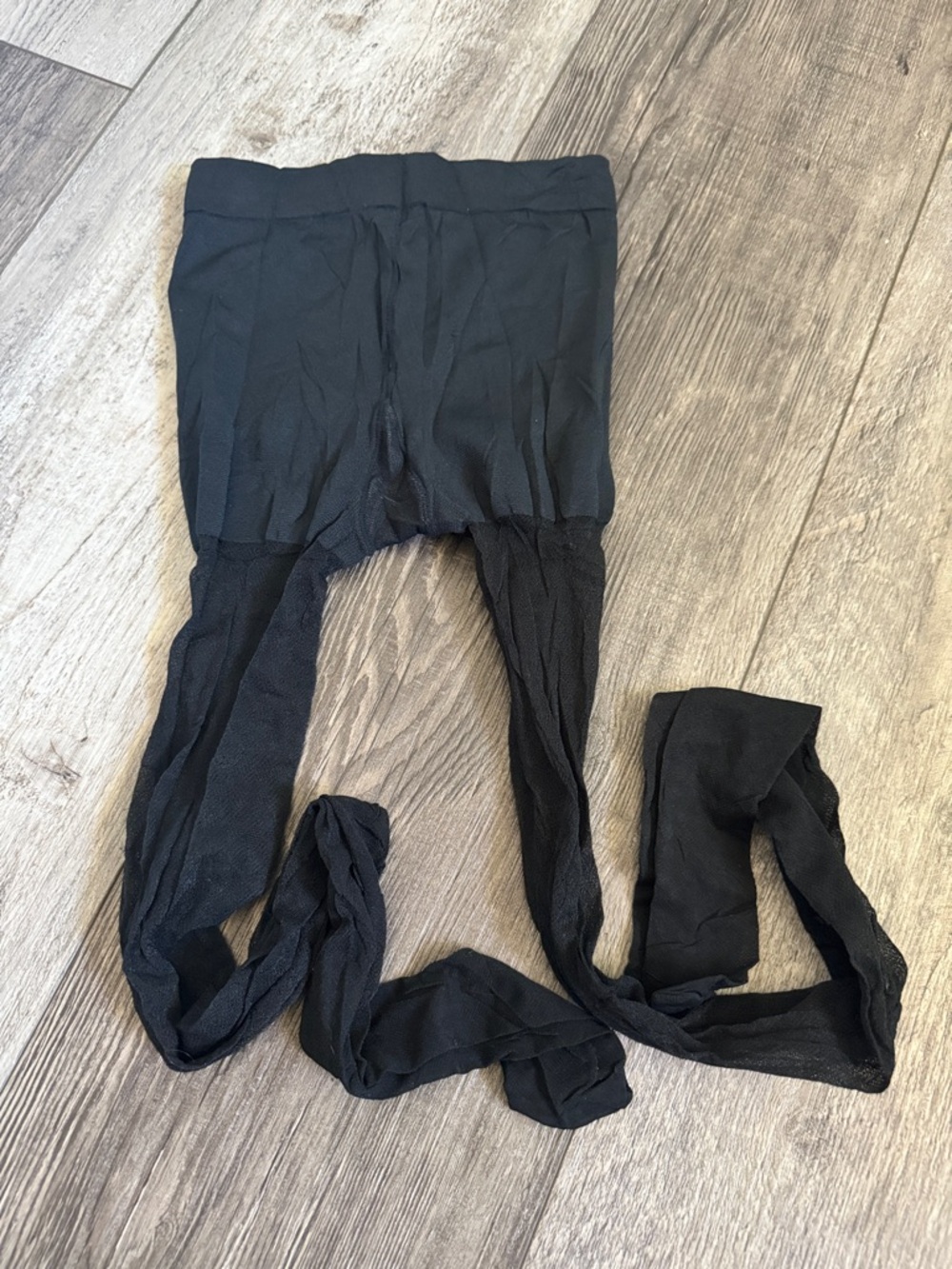 Pantyhose/ black sheer